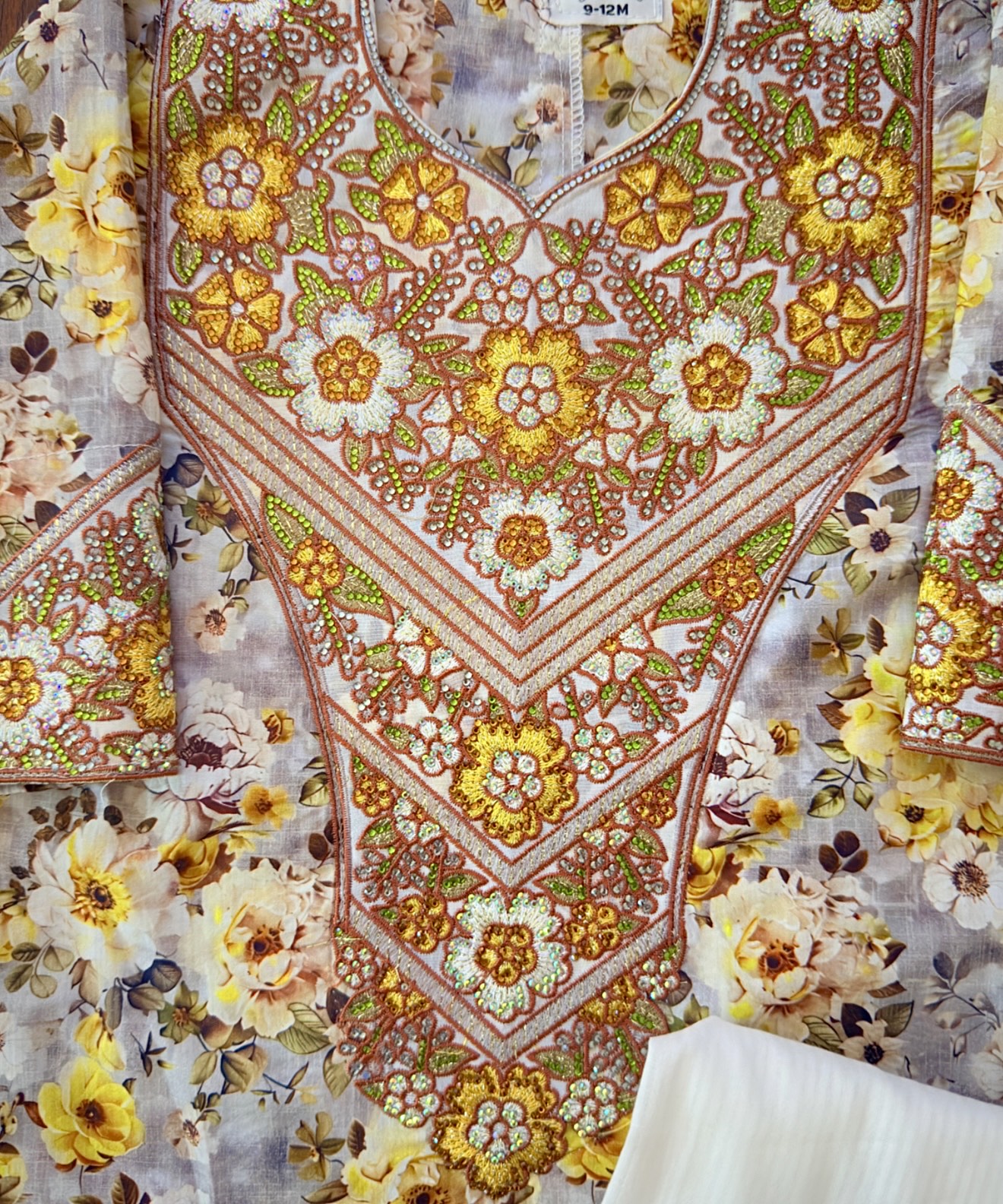 7B576E82-0ECE-4A78-BDFE-698F7E17BF1D